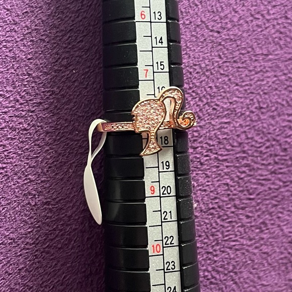 Fragrant Jewels Barbie Collection Ring Size 8 - Picture 3 of 4